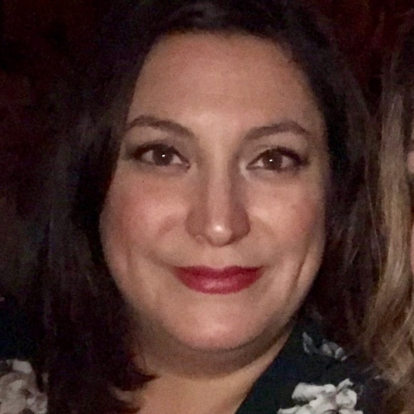 Meet your Posher, Silvia - Picture 1 of 1